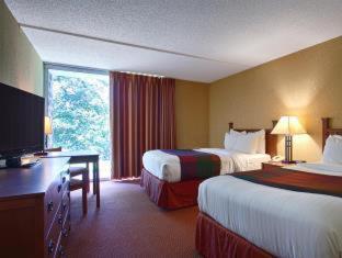 Room #28163714 at Best Western Branson Inn And Conference Center