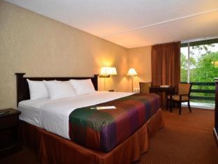 Room #28163716 at Best Western Branson Inn And Conference Center