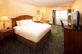 Room #39176013 at Red Lion Hotel Wenatchee City Center