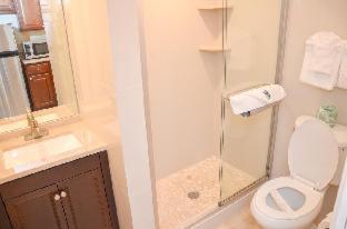 Room #24556829 at Gulfcoast Inn Naples
