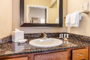 Room #53555009 at Red Lion Inn & Suites Branson