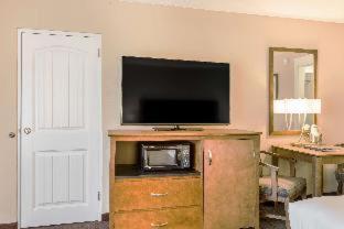 Room #53555009 at Red Lion Inn & Suites Branson
