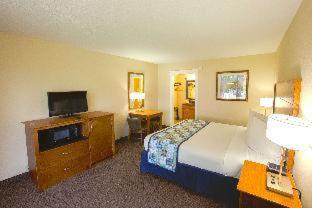 Room #53555009 at Red Lion Inn & Suites Branson