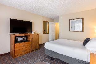 Room #53555010 at Red Lion Inn & Suites Branson