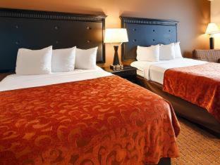 Room #33556334 at Best Western Saluki Inn