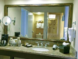 Room #4647935 at Best Western Plus Island Palms Hotel & Marina