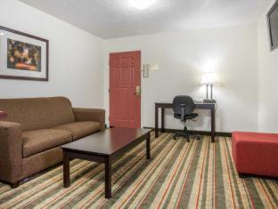 Room #24157721 at Best Western Visalia Hotel