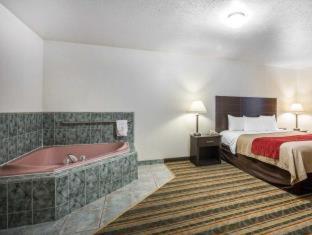 Room #24157721 at Best Western Visalia Hotel