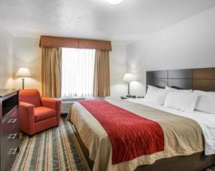 Room #24157721 at Best Western Visalia Hotel