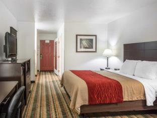 Room #24157724 at Best Western Visalia Hotel