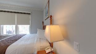 Room #217645008 at Warfield Hotel