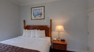 Room #217645008 at Warfield Hotel