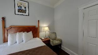 Room #217645009 at Warfield Hotel