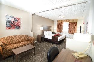 Room #25308916 at Best Western Plus Sandusky Hotel & Suites