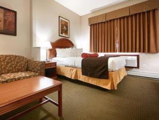 Room #25308916 at Best Western Plus Sandusky Hotel & Suites