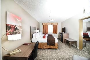 Room #25308917 at Best Western Plus Sandusky Hotel & Suites
