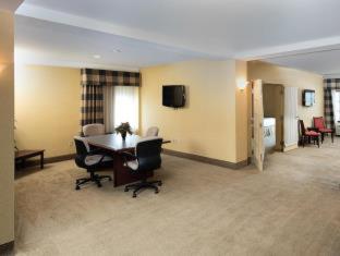 Room #17612222 at Red Lion Hotel Harrisburg Hershey