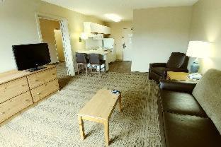 Room #53784016 at Extended Stay America Suites Cleveland Airport North Olmsted