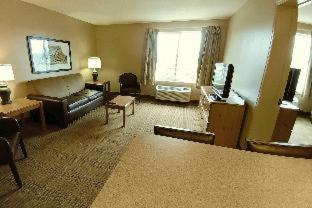 Room #53784020 at Extended Stay America Suites Cleveland Airport North Olmsted