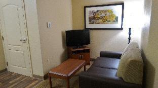 Room #51870616 at Extended Stay America Suites Dallas Frankford Road
