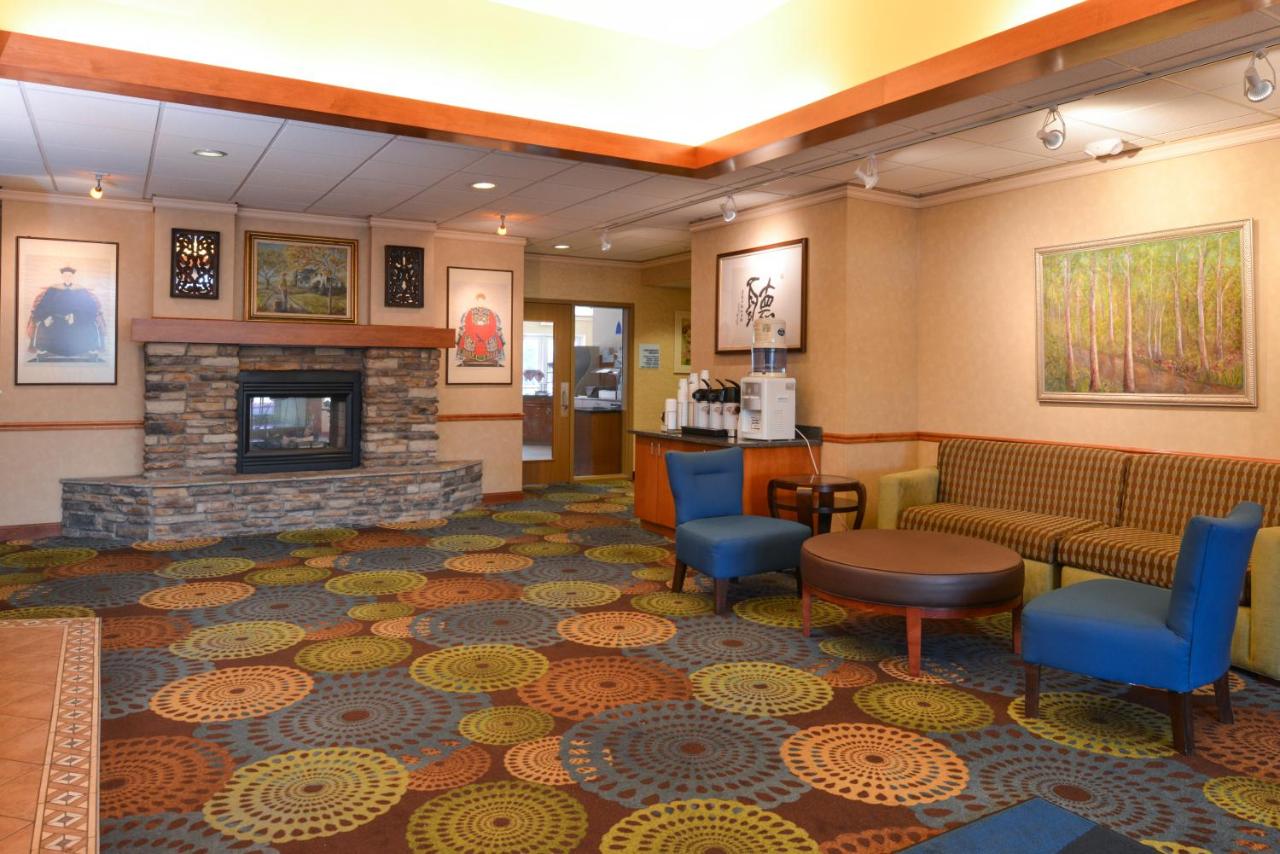 | Holiday Inn Express St. Croix Valley, an IHG Hotel
