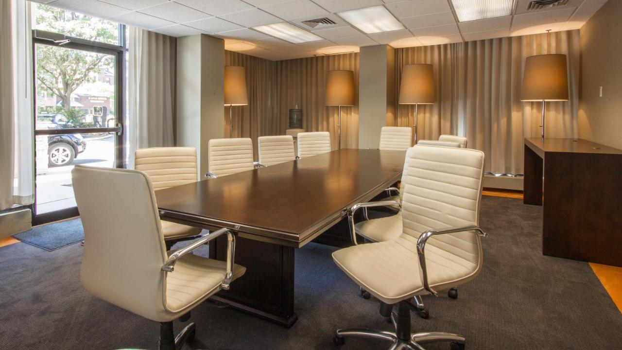  | Holiday Inn Downtown Rochester, an IHG Hotel