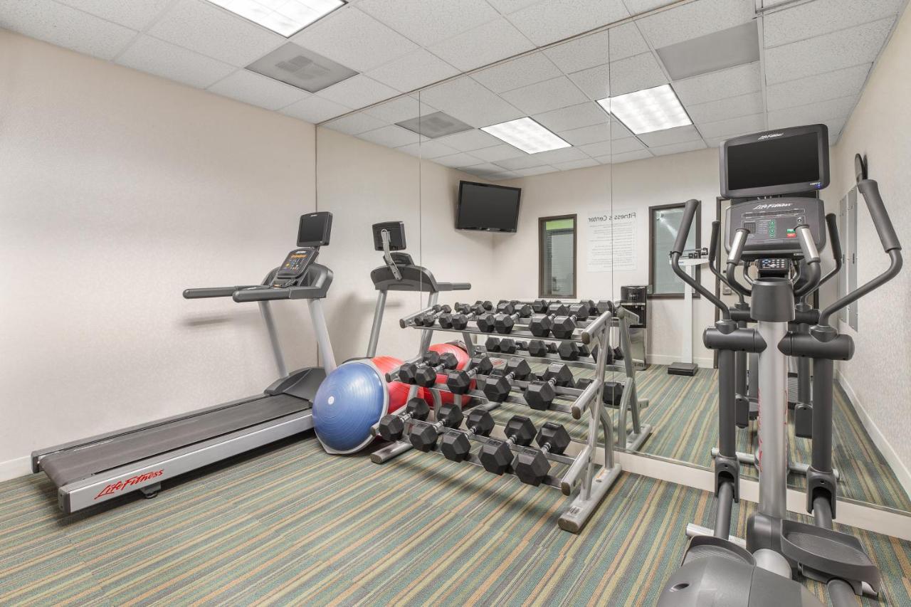  | Holiday Inn Express Hotel & Suites Tacoma, an IHG Hotel