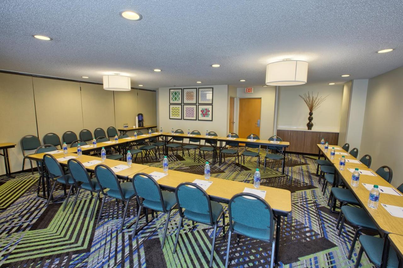 | Holiday Inn Express & Suites Raleigh North - Wake Forest, an IHG Hotel
