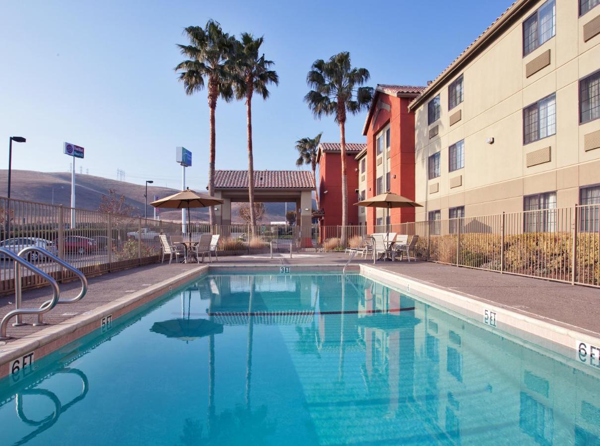  | Holiday Inn Express Westley, an IHG Hotel