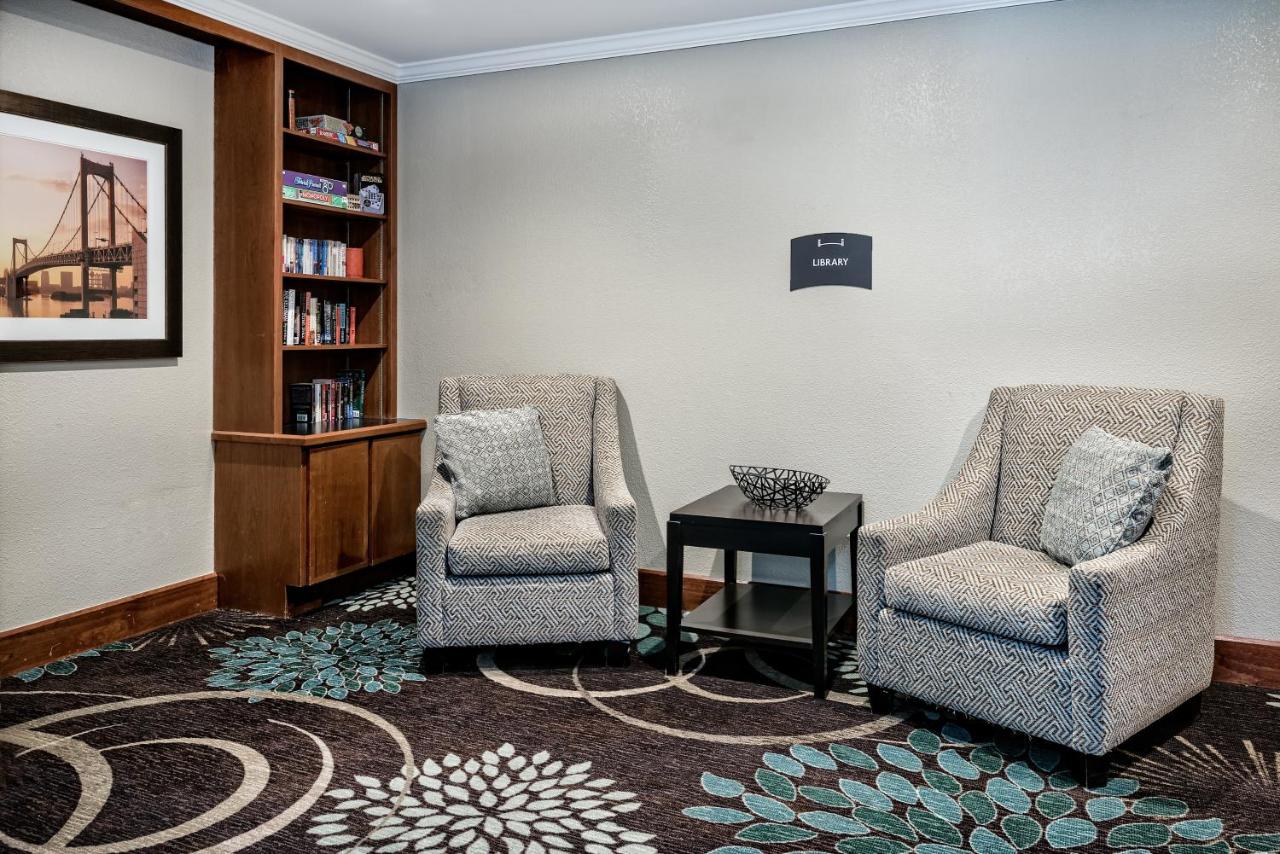 | Staybridge Suites Austin Round Rock, an IHG Hotel