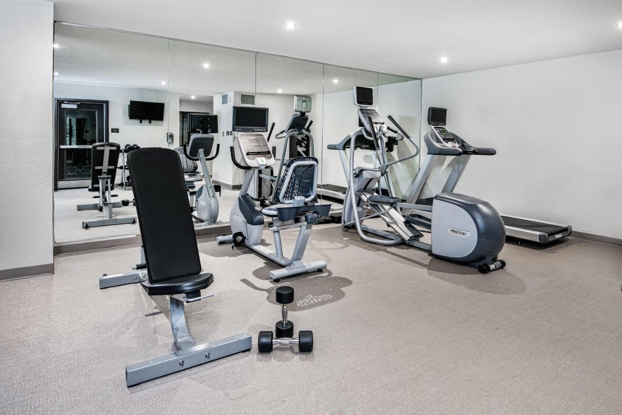 | Staybridge Suites Austin Round Rock, an IHG Hotel