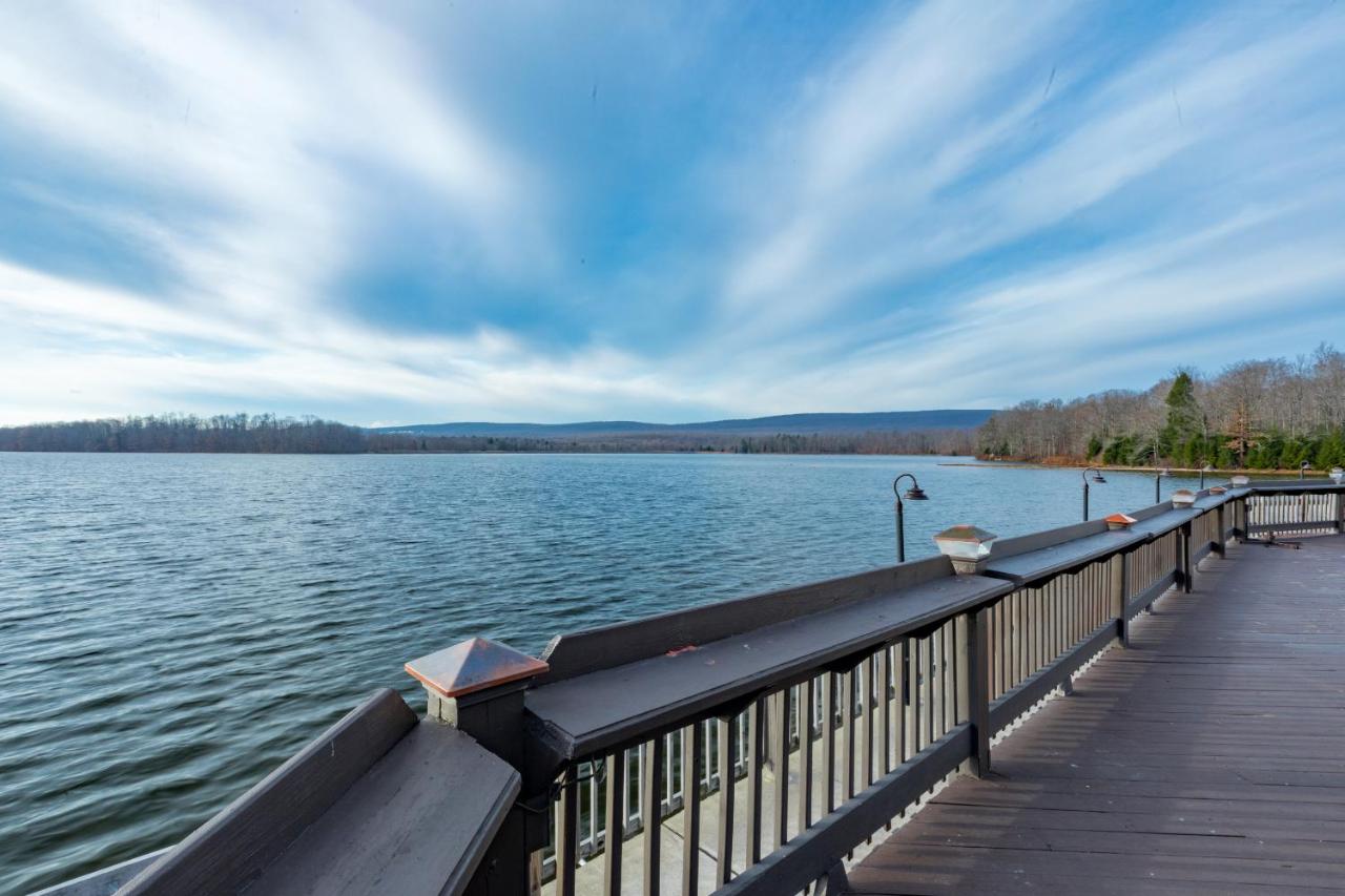 | Crown Resorts at The Poconos