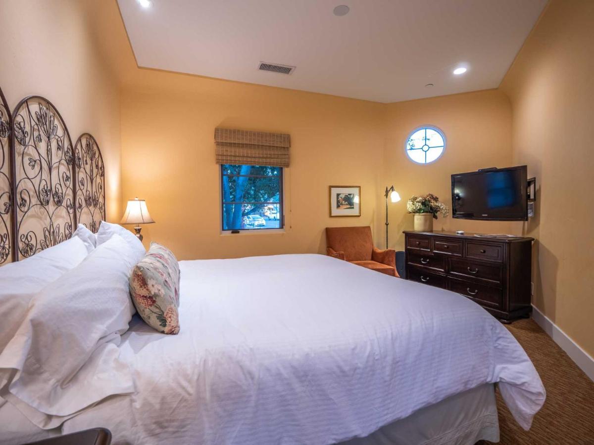 Luxury Suite 3 at Su Nido Inn