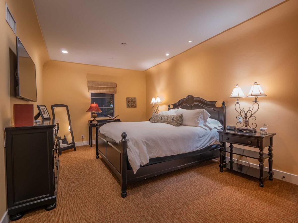Luxury Suite 6 at Su Nido Inn