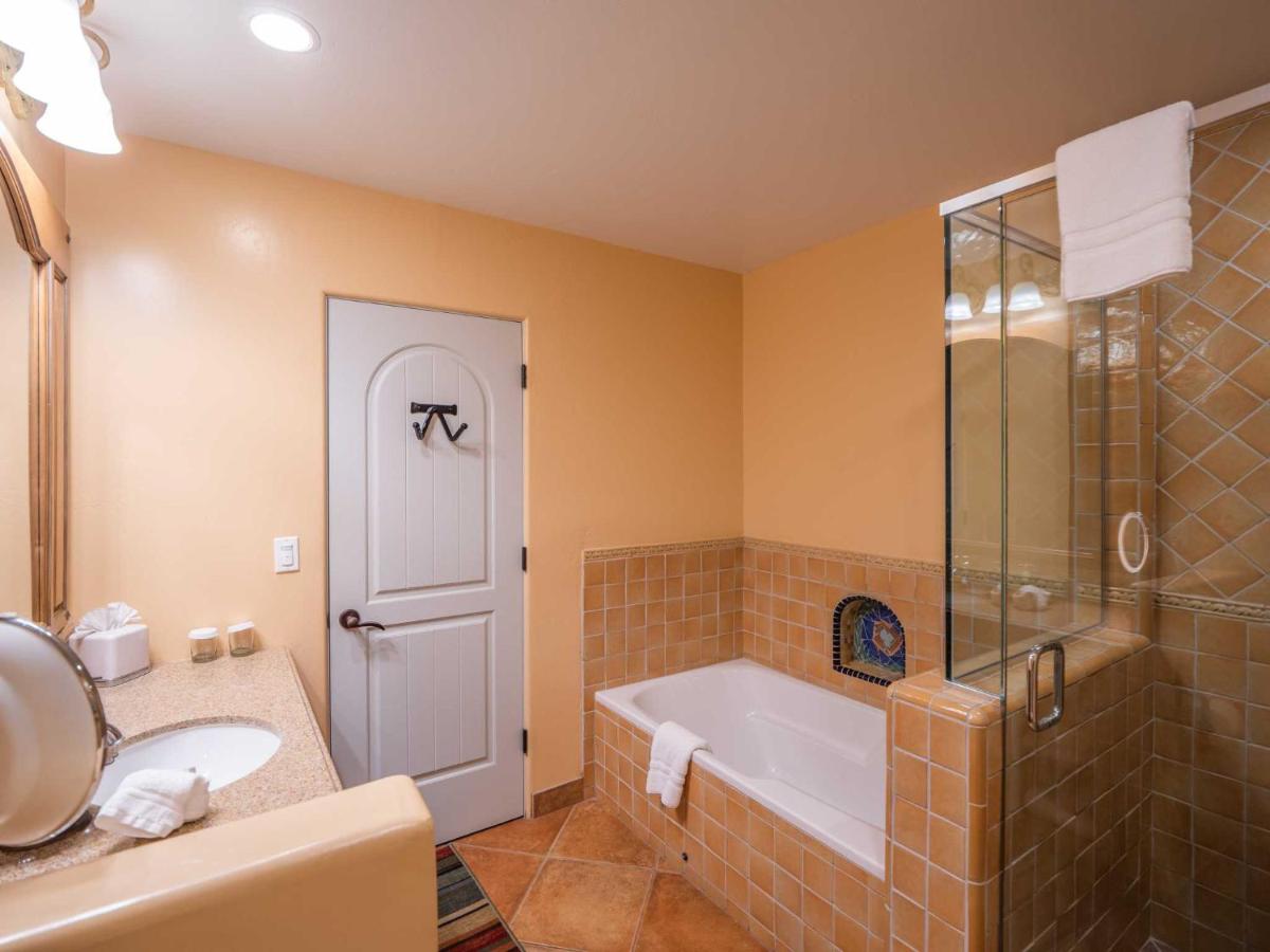 Luxury Suite 6 at Su Nido Inn
