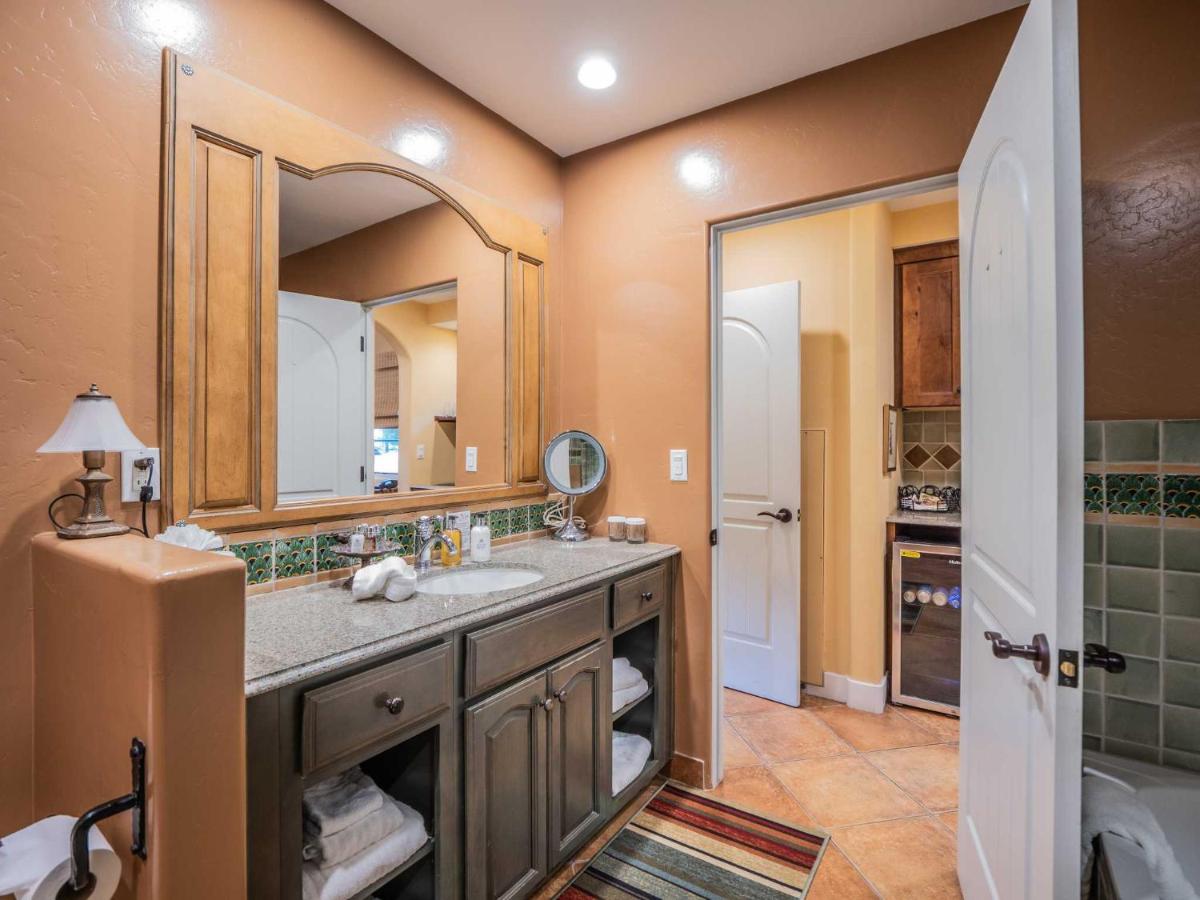 Luxury Suite 7 at Su Nido Inn