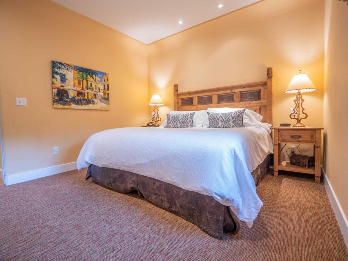 Luxury Suite 7 at Su Nido Inn
