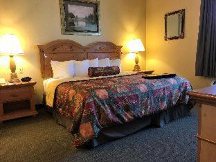 Room #51513125 at Best Western Plus Revere Inn & Suites