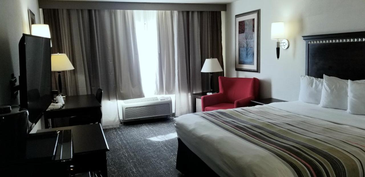 King Room- Non Smoking at Country Inn & Suites by Radisson, Canton, GA