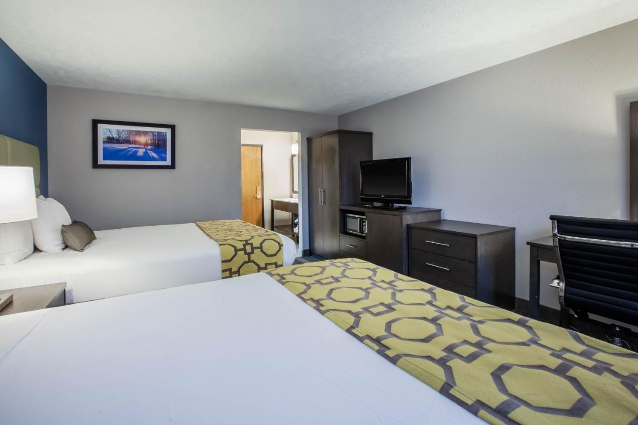 Queen Room with Two Queen Beds - Non-Smoking at Baymont by Wyndham Traverse City