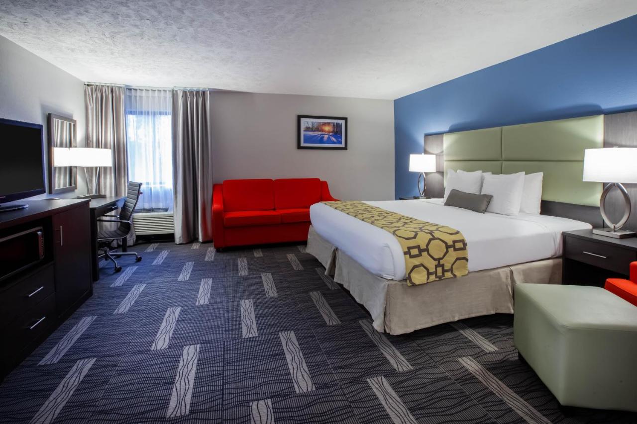 King Studio Suite - Non-Smoking at Baymont by Wyndham Traverse City