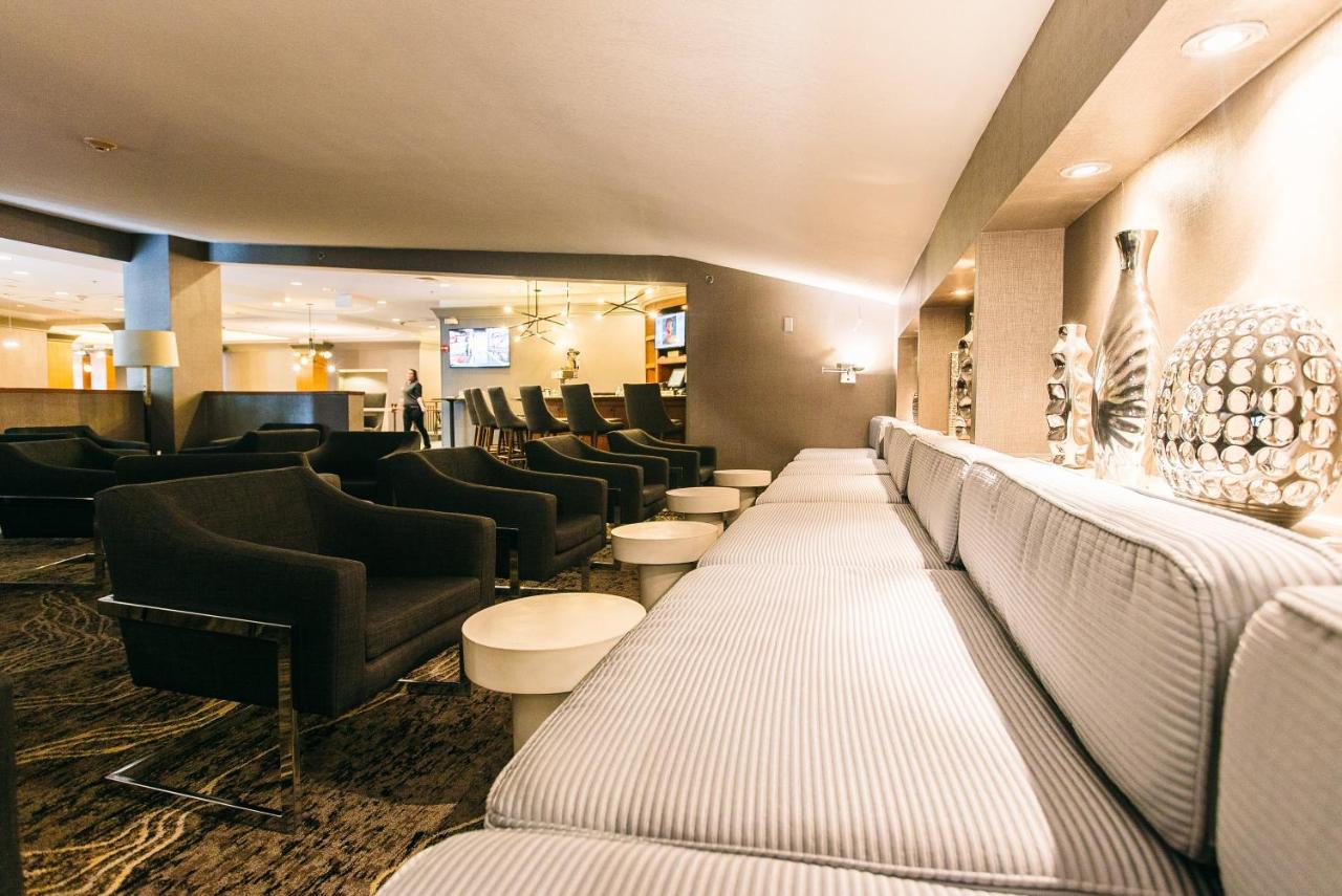 | Crowne Plaza Hotel Harrisburg-Hershey, an IHG Hotel