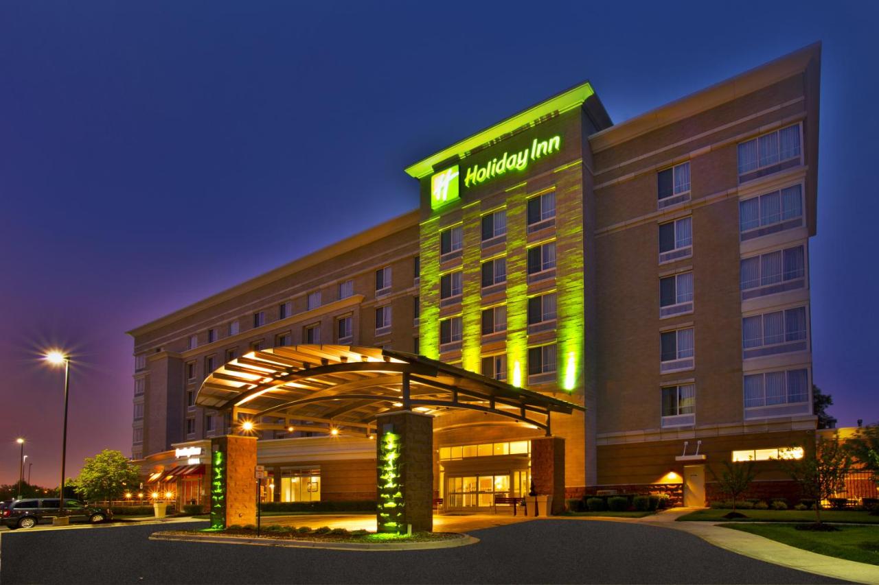  | Holiday Inn Hotel Detroit Metro Airport, an IHG Hotel
