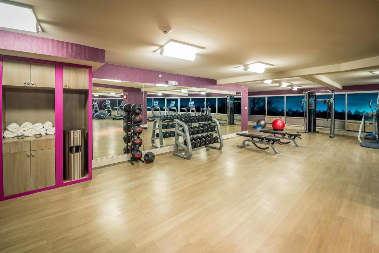 | Crowne Plaza Saddle Brook, an IHG Hotel