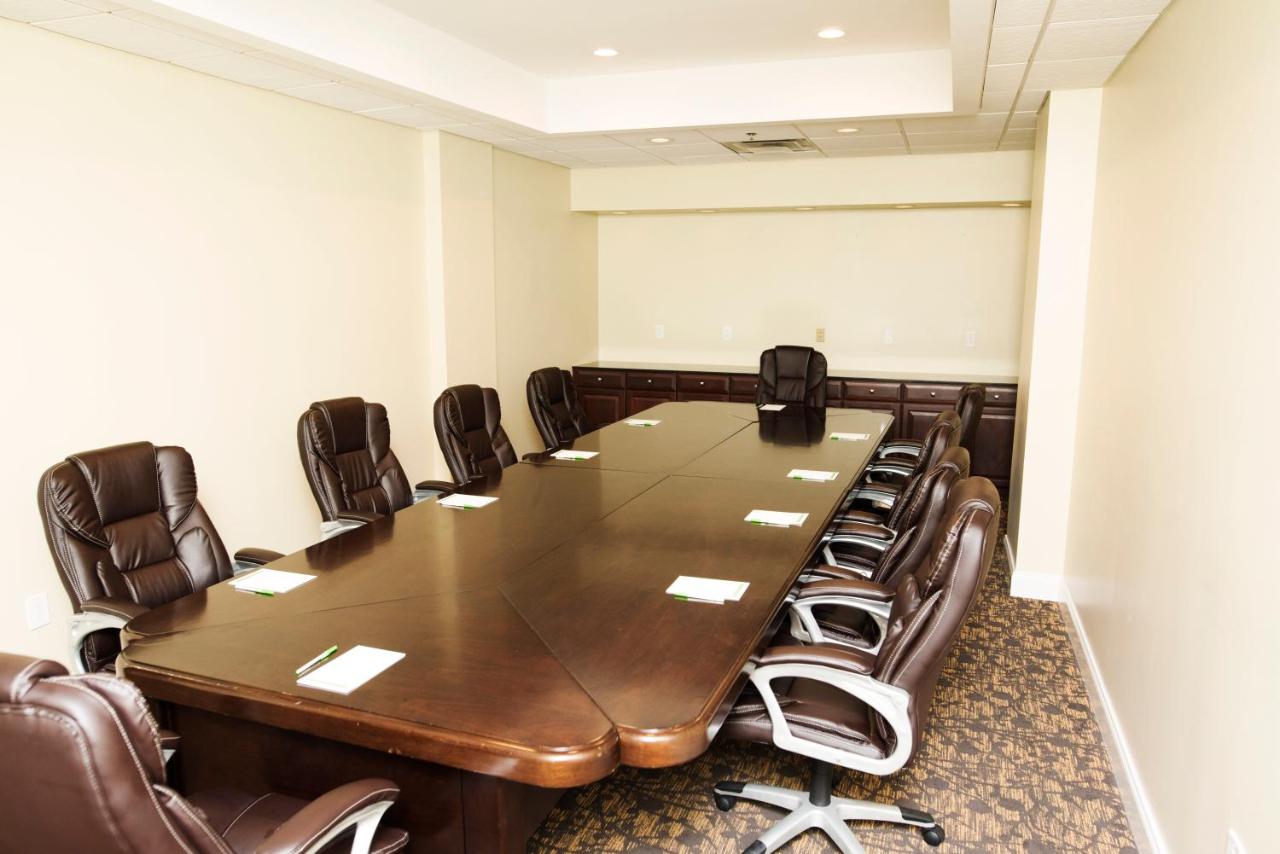  | Holiday Inn Birmingham-Airport
