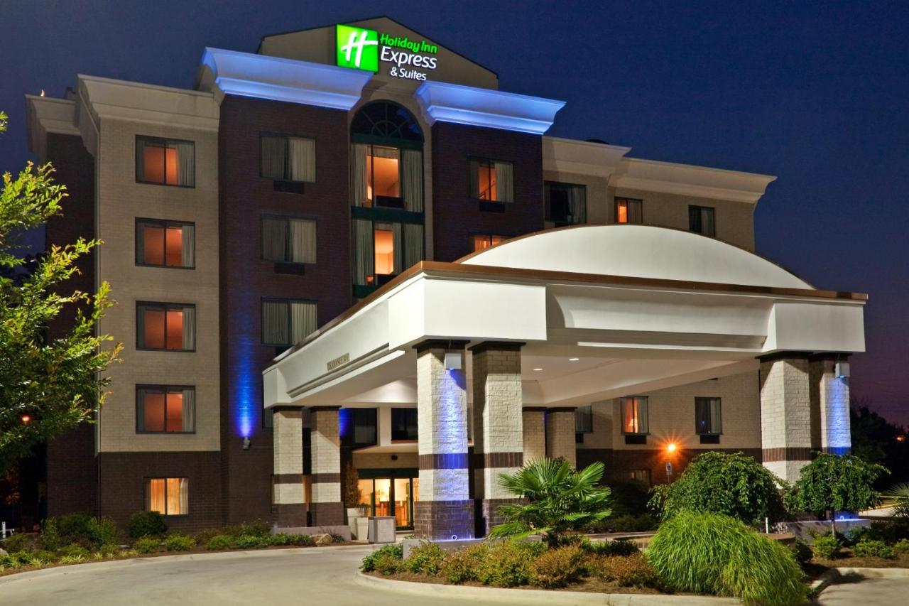  | Holiday Inn Express Hotel & Suites Birmingham - Inverness 280, an IHG Hotel