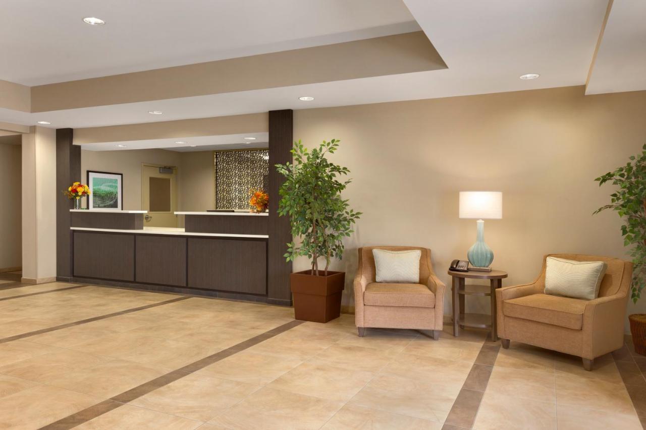 | Candlewood Suites Vestal - Binghamton, an IHG Hotel