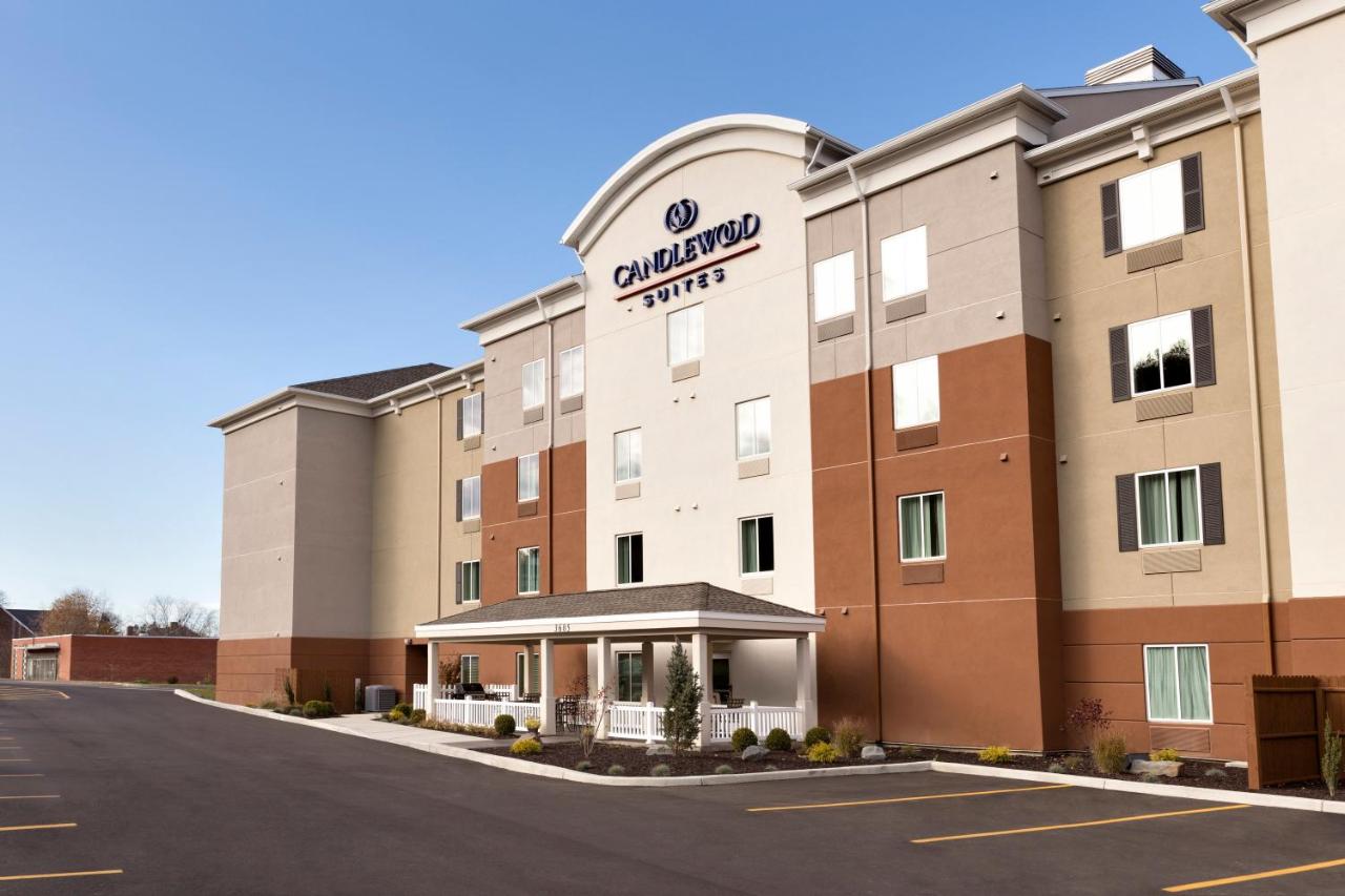 | Candlewood Suites Vestal - Binghamton, an IHG Hotel