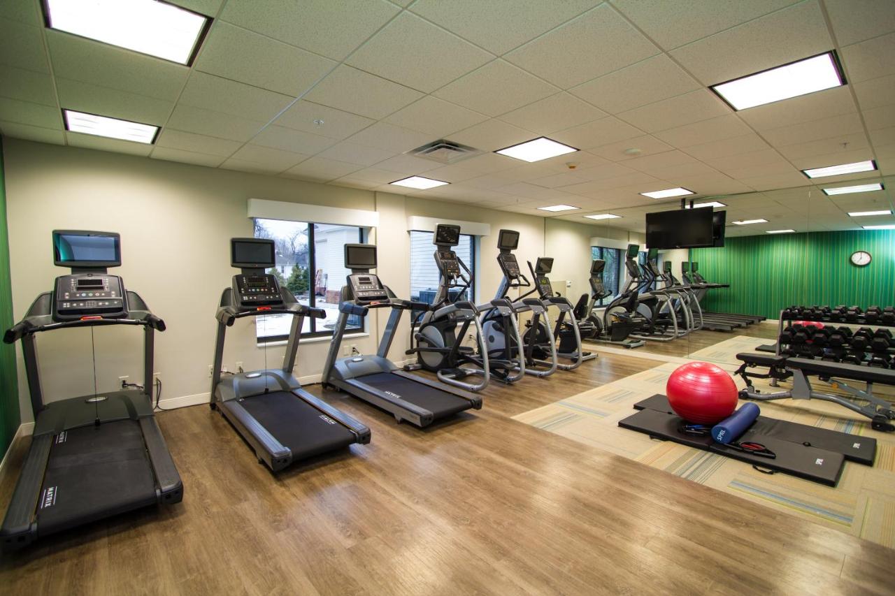 | Holiday Inn Express Bordentown - Trenton South, an IHG Hotel