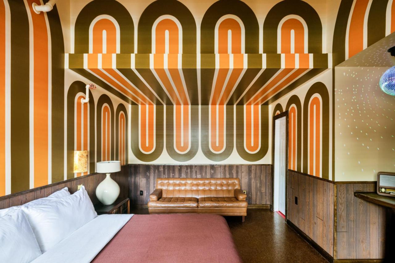 | The Dive Motel and Swim Club